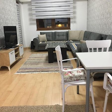 Two Rooms And Kitchen, Bathroom With Balcony Apartment Escópia Exterior foto