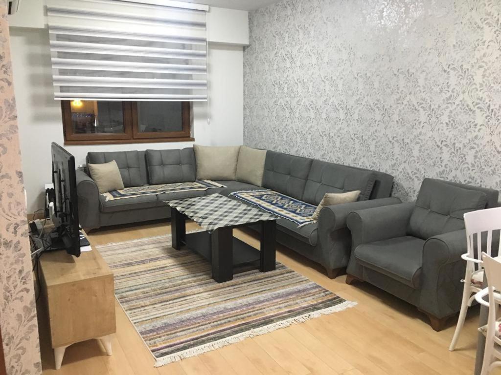 Two Rooms And Kitchen, Bathroom With Balcony Apartment Escópia Exterior foto