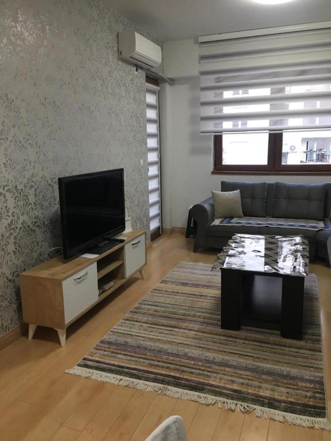 Two Rooms And Kitchen, Bathroom With Balcony Apartment Escópia Exterior foto