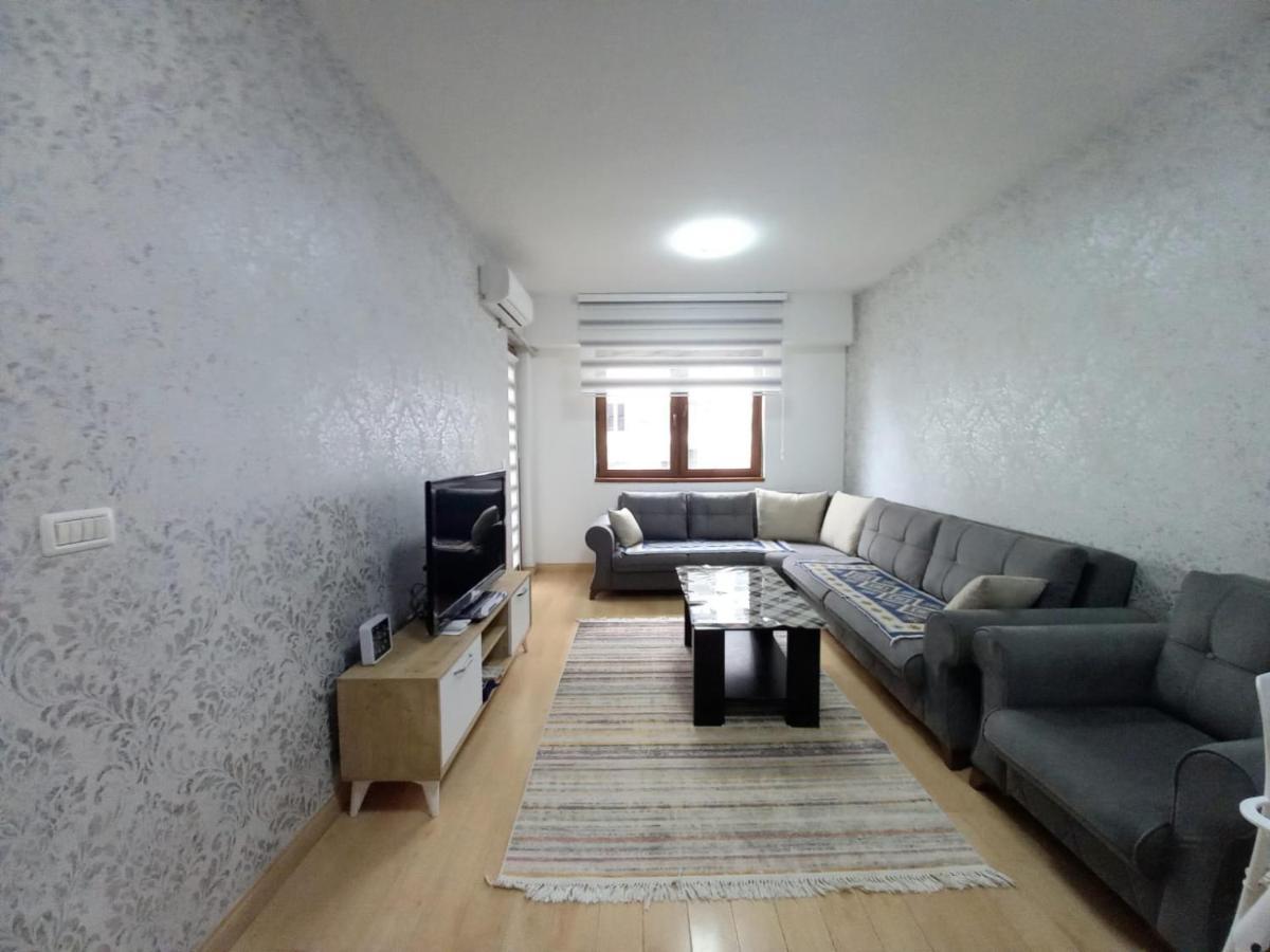 Two Rooms And Kitchen, Bathroom With Balcony Apartment Escópia Exterior foto