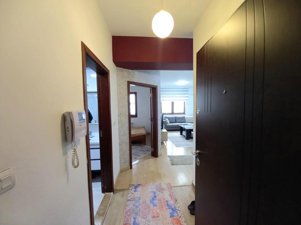 Two Rooms And Kitchen, Bathroom With Balcony Apartment Escópia Exterior foto