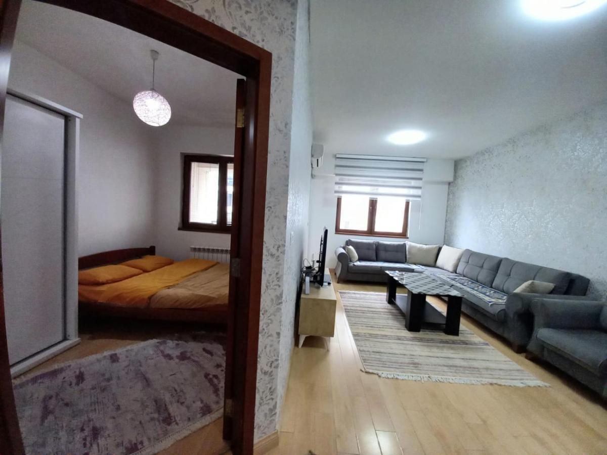 Two Rooms And Kitchen, Bathroom With Balcony Apartment Escópia Exterior foto